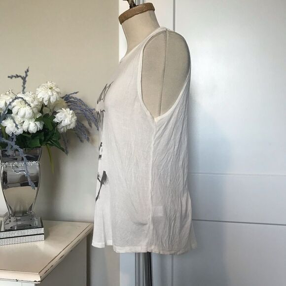 Hauteā HippyĀ Iājust want to go away Muscle TankāM - Picture 3 of 6